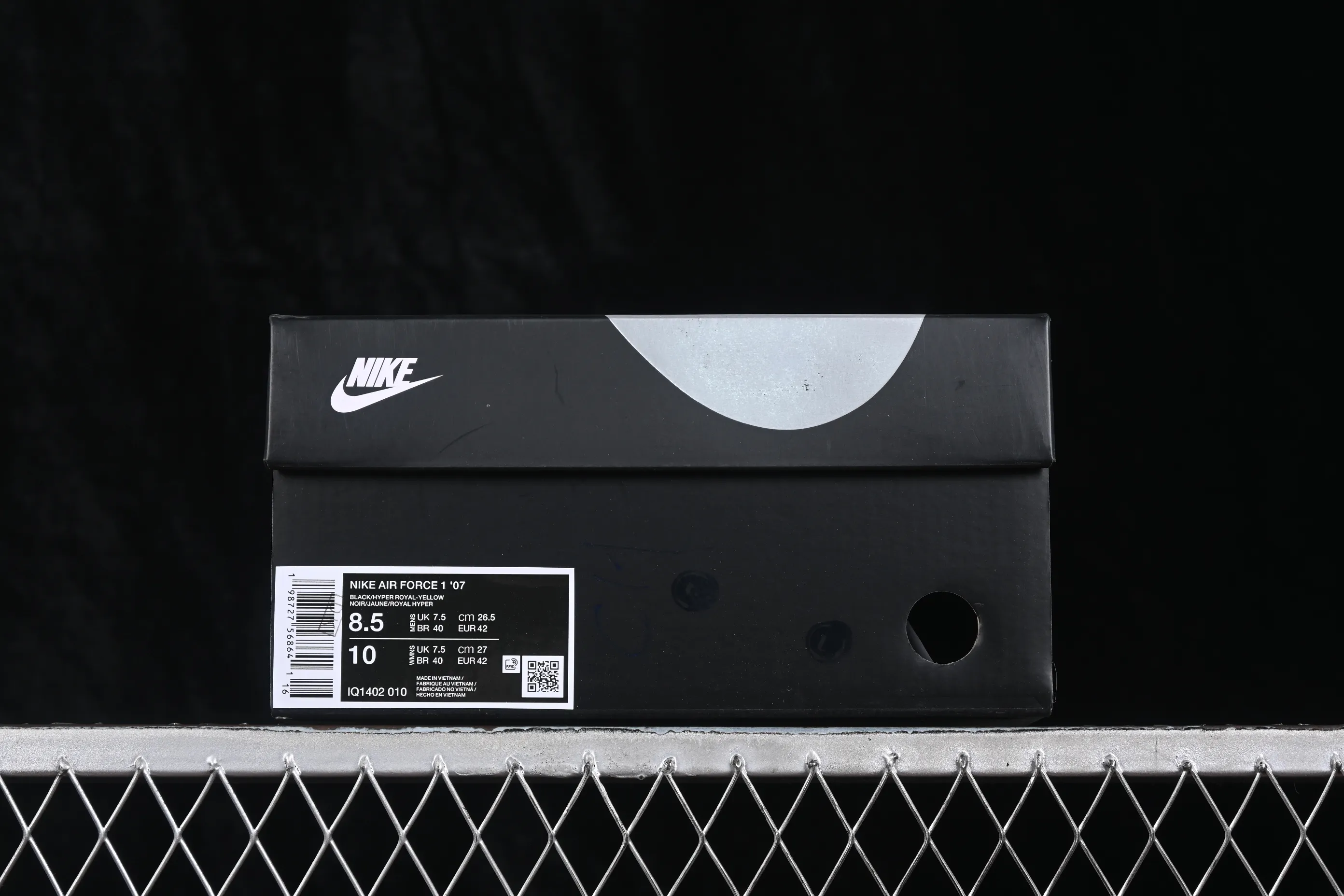 All categories Nk Air Force 1 Air Force series Nk Air Force 1 Low Air Force low-top C version Central Cee x Nike Air Force 1 Low "Racer Blue" black, yellow and blue patent leather Air Force 1 low-top casual sneakers IQ1402-010